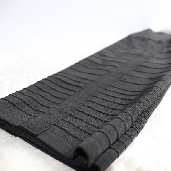 Rock & Republic Black Knit-Skirt - Picture 5 of 7